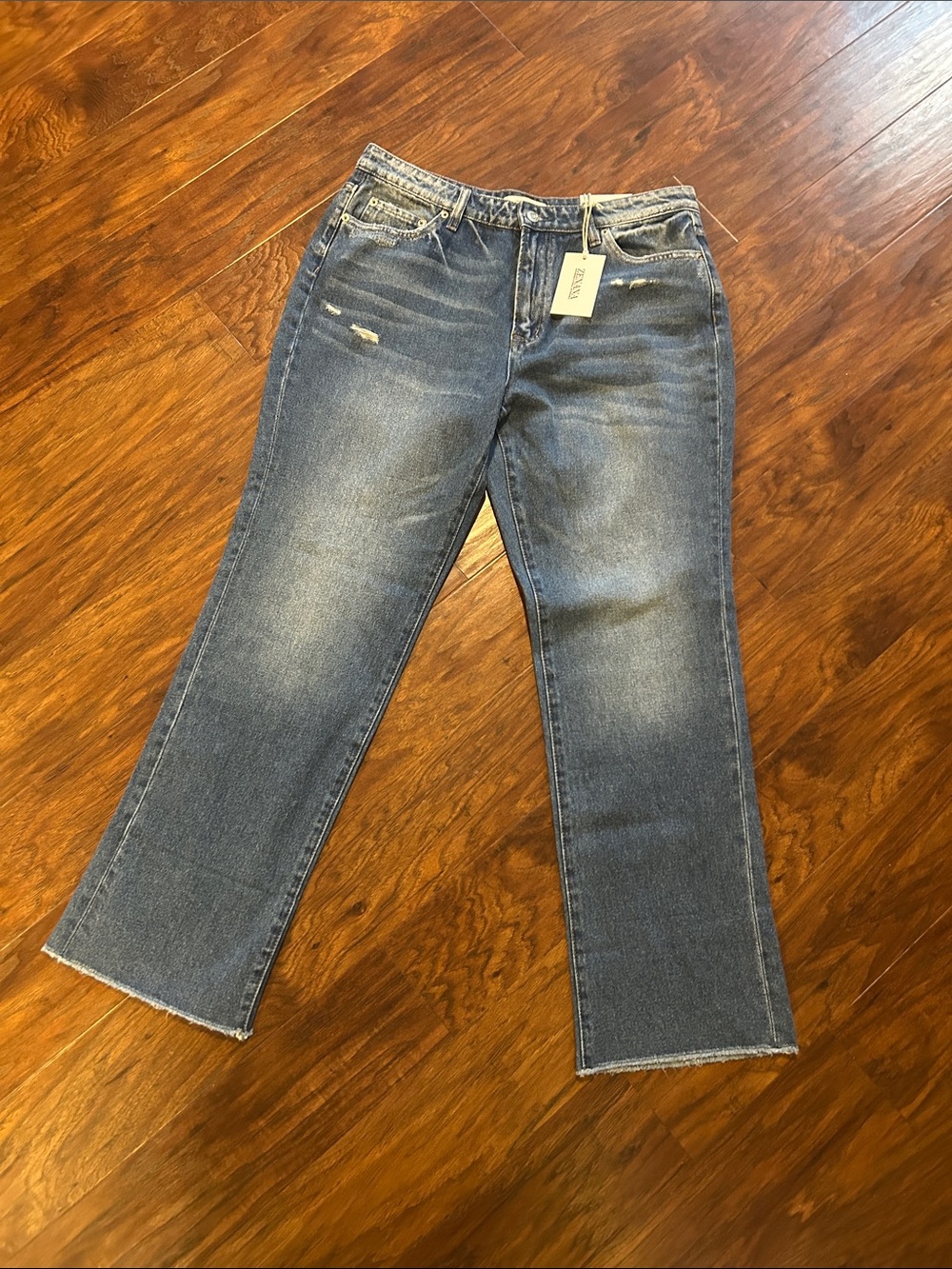 Zenana Sz 31  cropped straight jeans